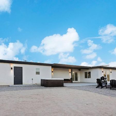 Star Gazers Modern Home On 5 Acres Of Land! Sunfair Heights Εξωτερικό φωτογραφία