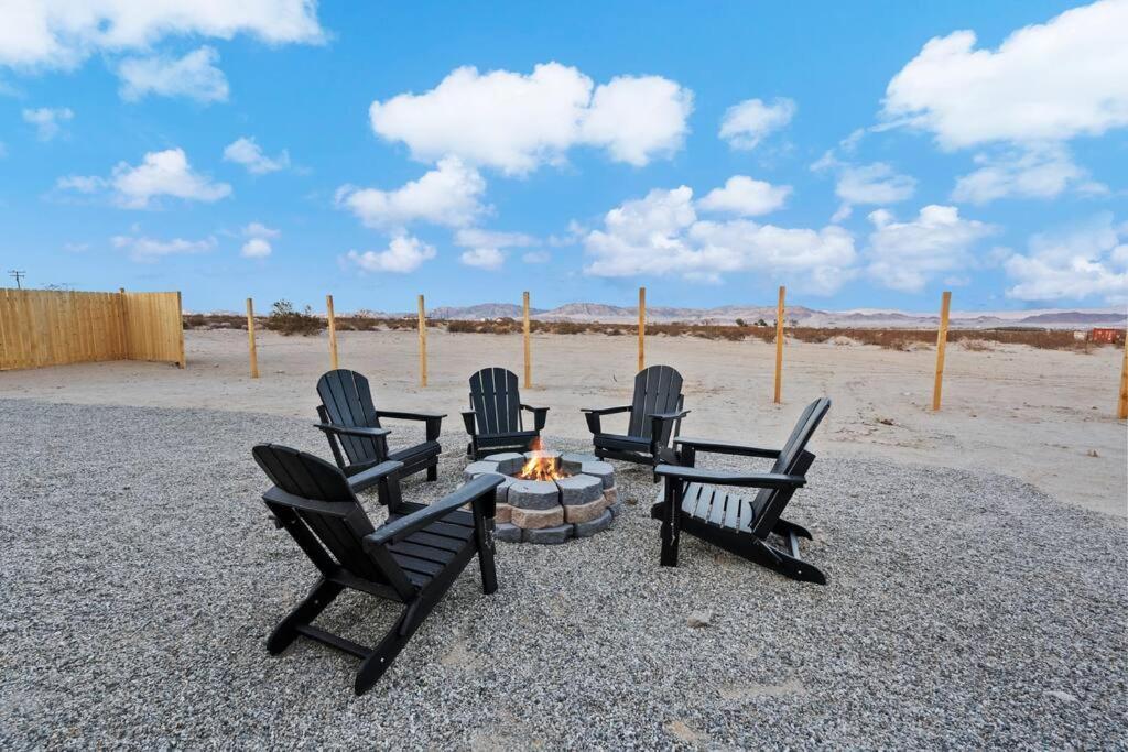 Star Gazers Modern Home On 5 Acres Of Land! Sunfair Heights Εξωτερικό φωτογραφία